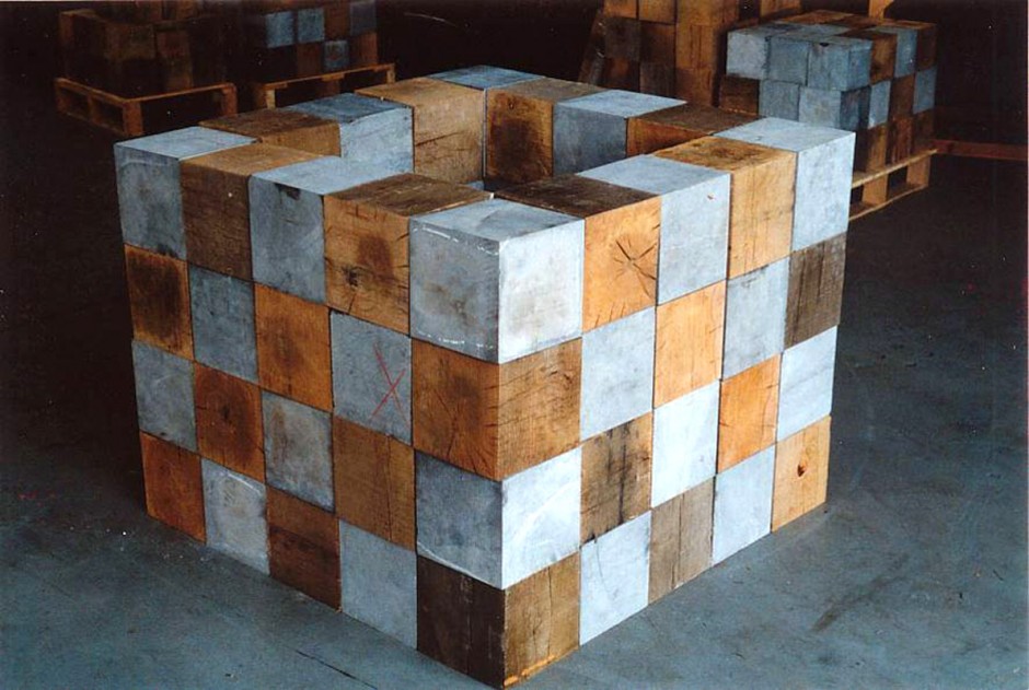 2001-cubes-02